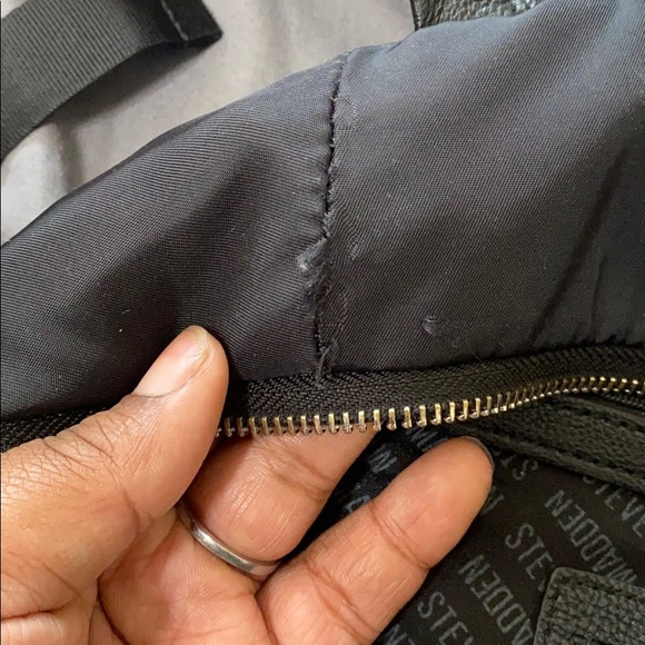 Backpack - Picture 4 of 9